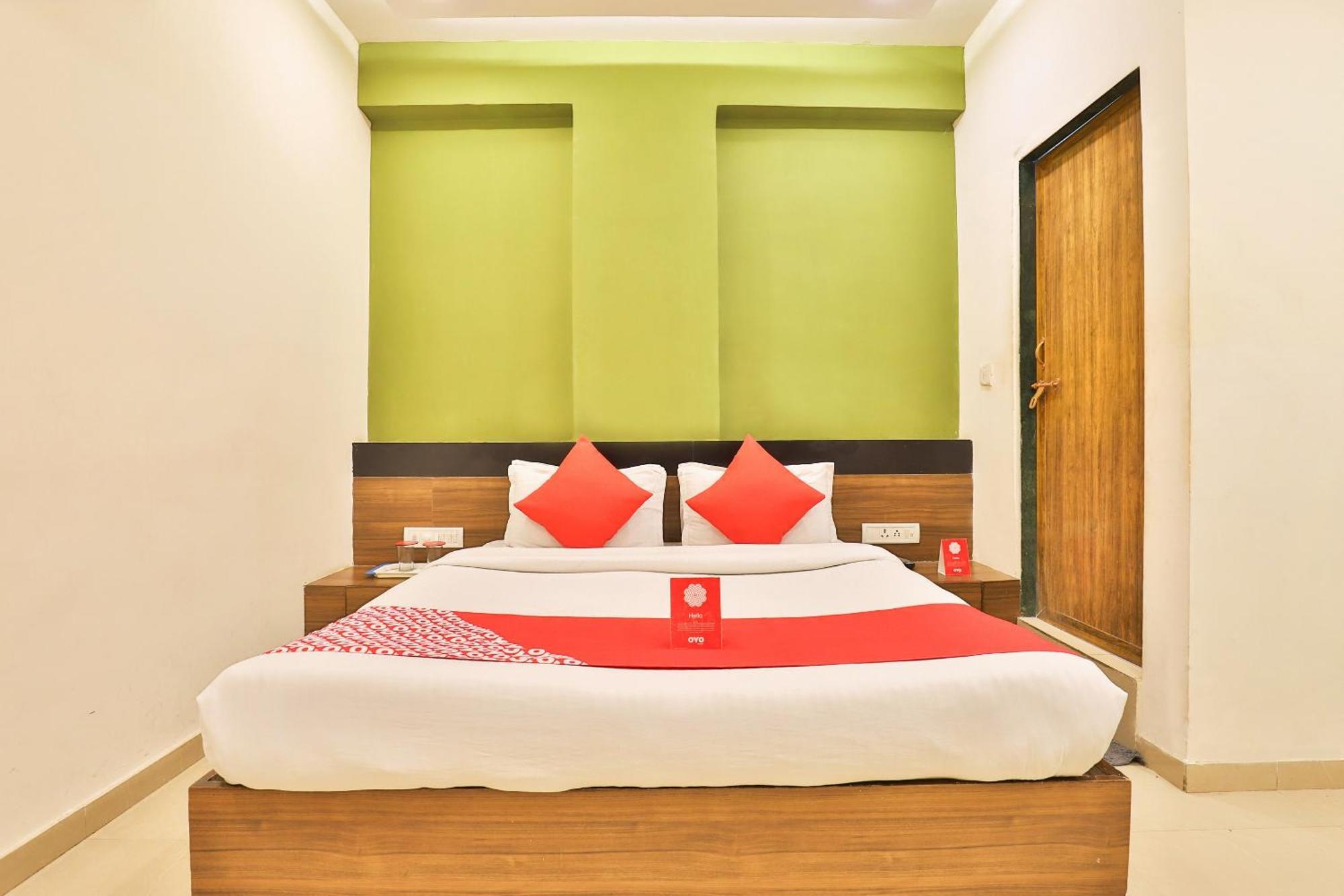 Super Hotel O Apollo Ahmadábád Kültér fotó